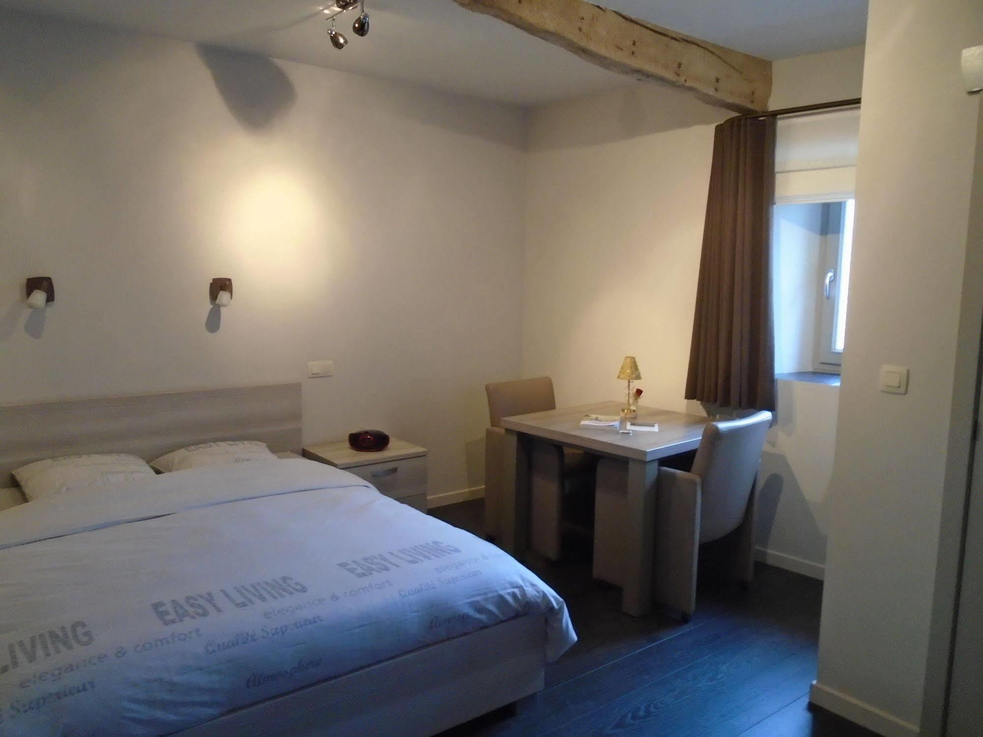 B&B De Oude Winning Riemst Exteriér fotografie